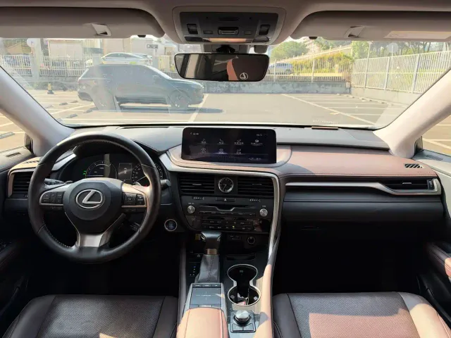Lexus RX — Фото автомобиля 8