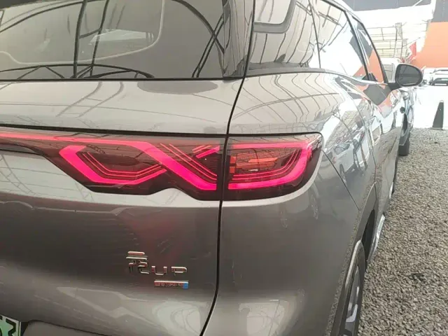 BYD Yuan UP — Фото автомобиля 7