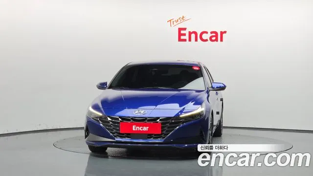 Hyundai Avante CN7 — Фото автомобиля 3