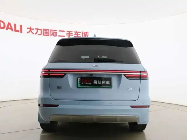 Li Auto ONE — Фото автомобиля 16