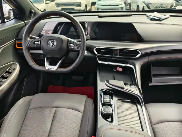 Changan Changan UNI-T 2022 1.5T Premium — Фото автомобиля 4