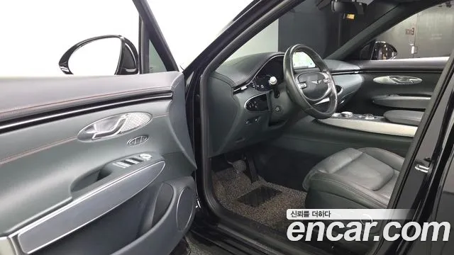 Genesis GV70 — Фото автомобиля 10
