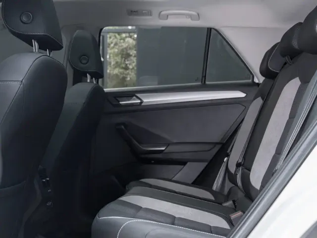 Volkswagen T-Roc — Фото автомобиля 14