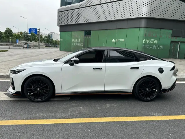 Changan UNI-V — Фото автомобиля 13