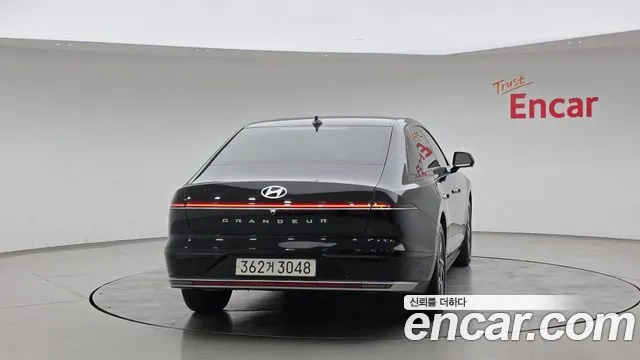 Hyundai Grandeur GN7 — Фото автомобиля 4