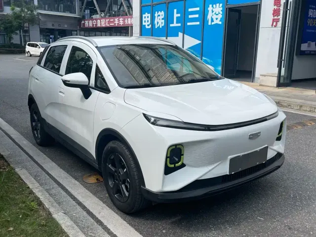 Geely Geometry E Firefly — Фото автомобиля 9