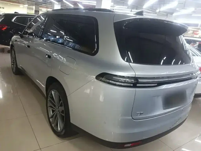Leapmotor C16 — Фото автомобиля 4