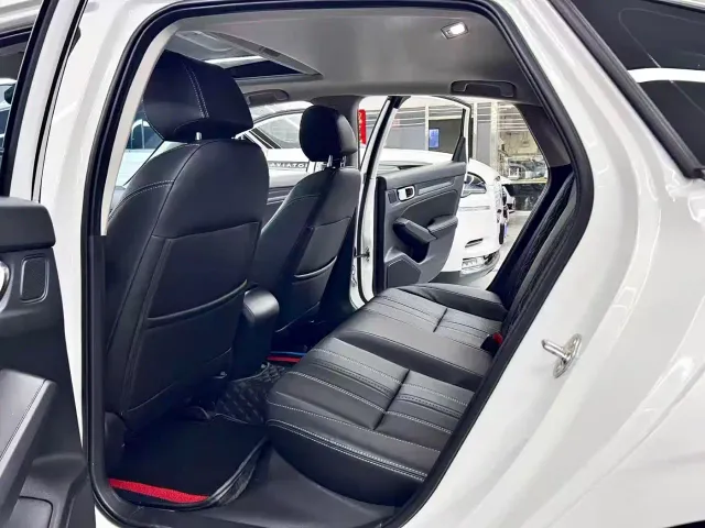Honda Civic — Фото автомобиля 8