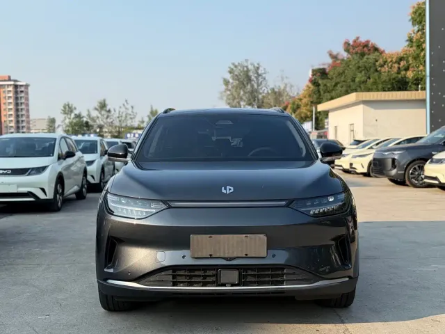 Leapmotor C11 — Фото автомобиля 2
