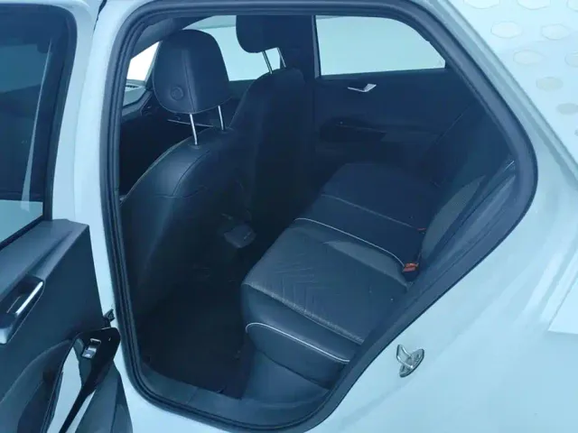 Volkswagen ID.3 — Фото автомобиля 11