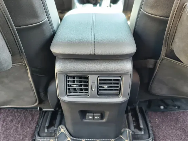 Toyota Wildlander — Фото автомобиля 21