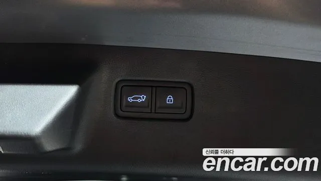 Hyundai Santafe — Фото автомобиля 14