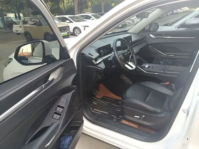 Haval H6 — Фото автомобиля 15