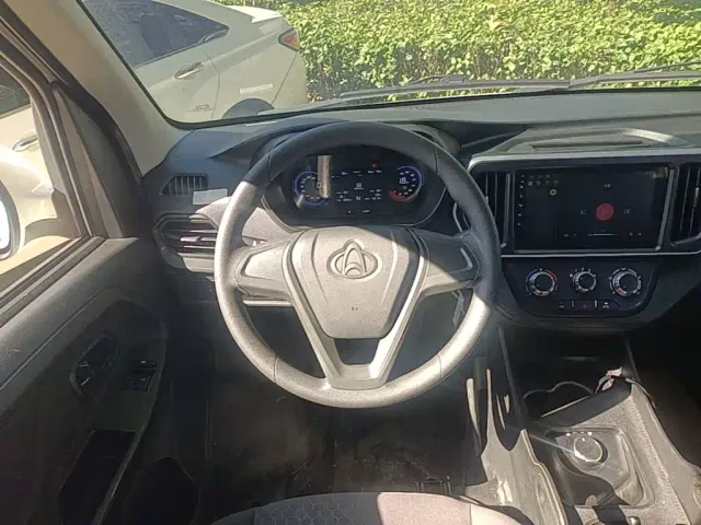 Changan Ruixing EM80 — Фото автомобиля 10