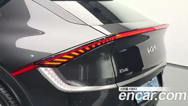 Kia EV6 — Фото автомобиля 8