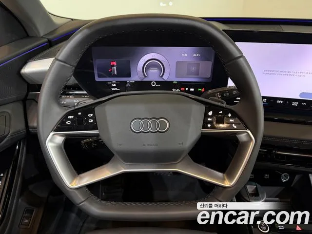 Audi Q6 e-tron — Фото автомобиля 13