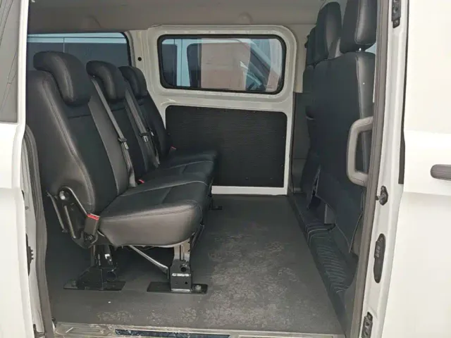 Ford Transit — Фото автомобиля 16