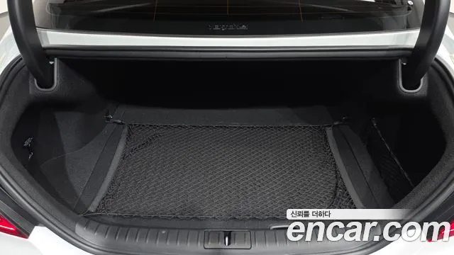 Genesis G70 New — Фото автомобиля 25