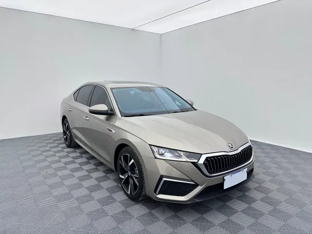 Skoda Octavia — Фото автомобиля 3