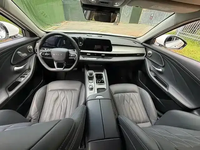 Chery Arrizo 8 — Фото автомобиля 5