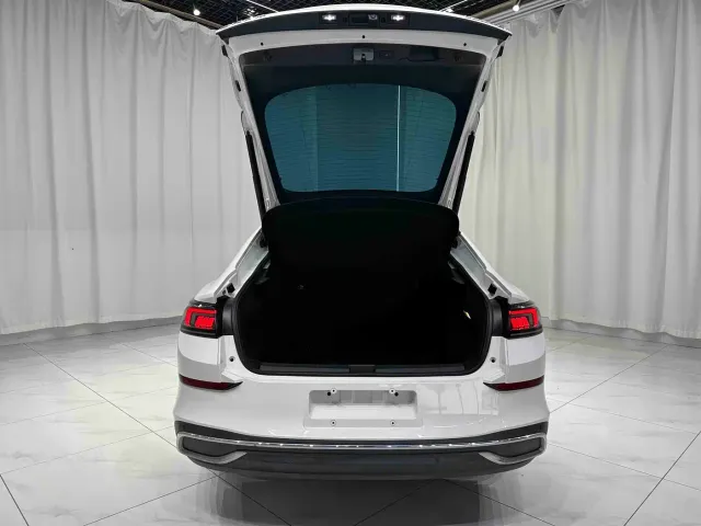 Volkswagen Lamando 2023 Lamando L 280TSI DSG Cool Edition — Фото автомобиля 18