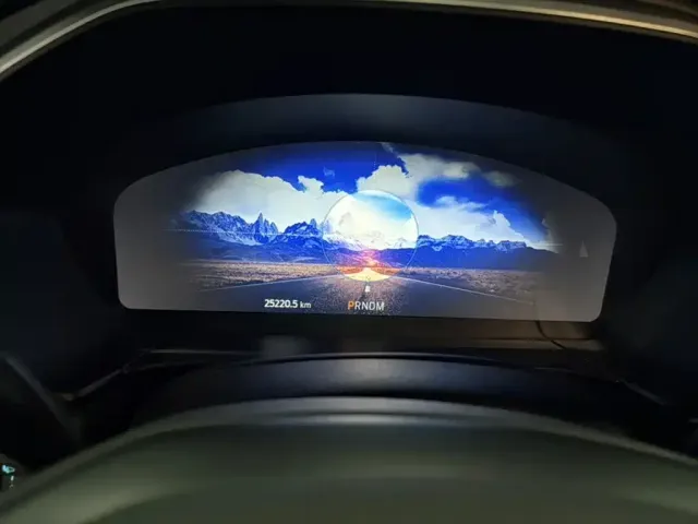 Ford Escape — Фото автомобиля 2