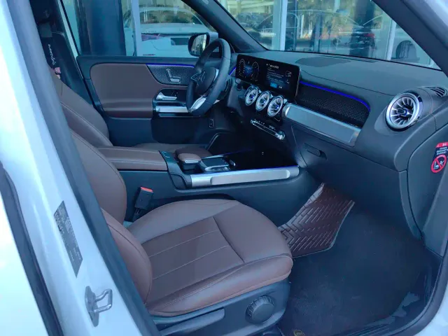 Mercedes-Benz GLB-Class — Фото автомобиля 10
