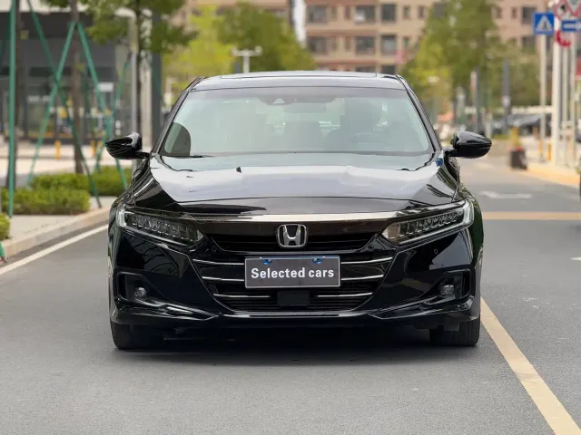 Honda Accord — Фото автомобиля 2
