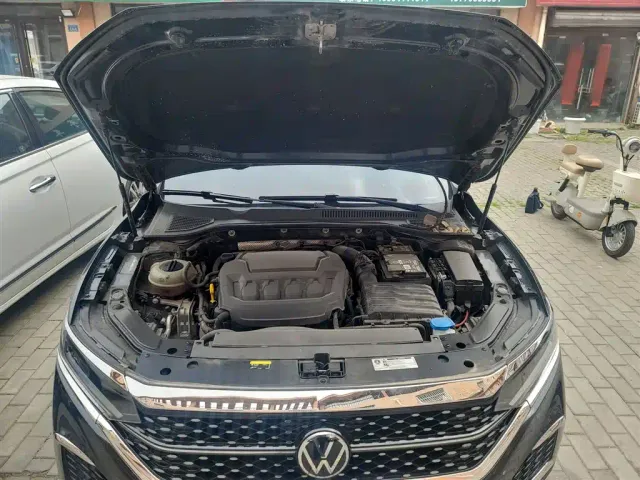 Volkswagen Passat — Фото автомобиля 19