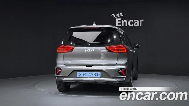 Kia Niro Niro Plus Air — Фото автомобиля 4