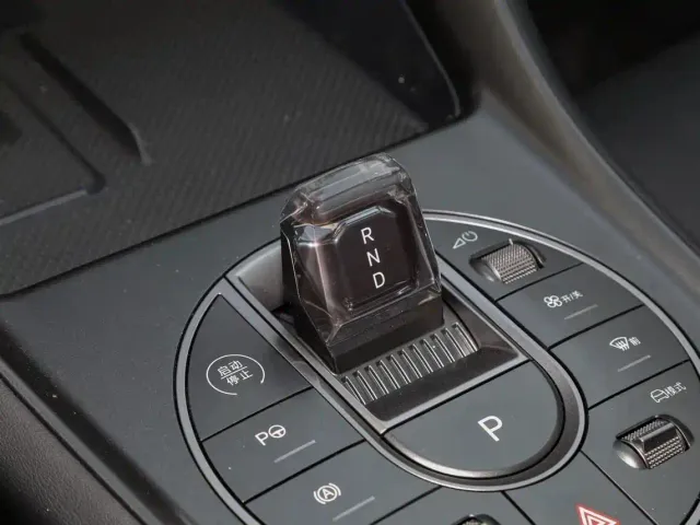 BYD Seal 05 DM-i 2025 DM-i 115KM Flagship — Фото автомобиля 7