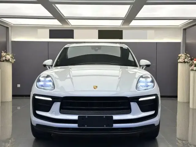 Porsche Macan — Фото автомобиля 2