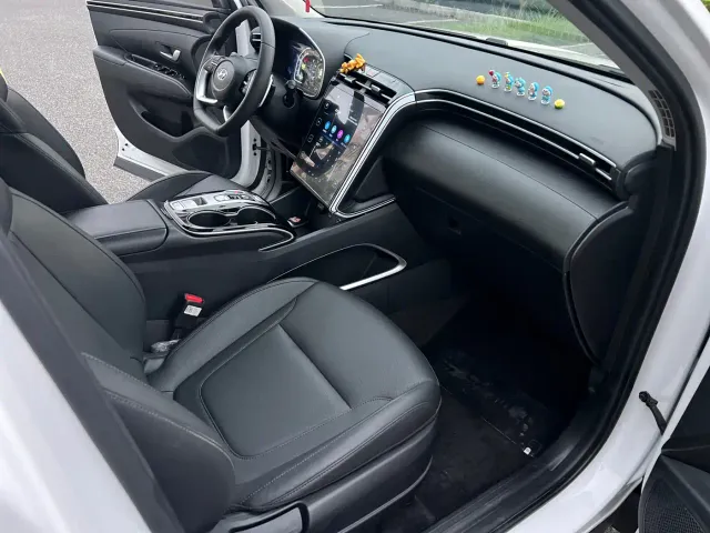 Hyundai Tucson — Фото автомобиля 10