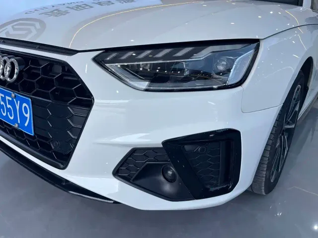 Audi A4L — Фото автомобиля 19