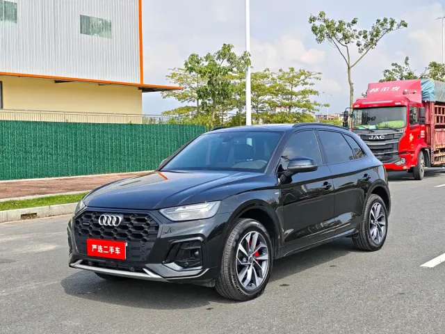 Фотография автомобиля — Audi Q5L