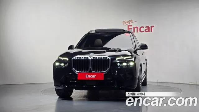 BMW X7 — Фото автомобиля 3