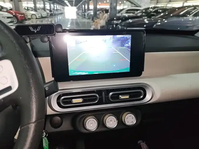 Wuling Hongguang Mini EV — Фото автомобиля 12