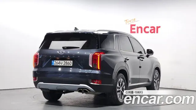 Hyundai Palisade Palisade Дизель 2.2 2WD — Фото автомобиля 2