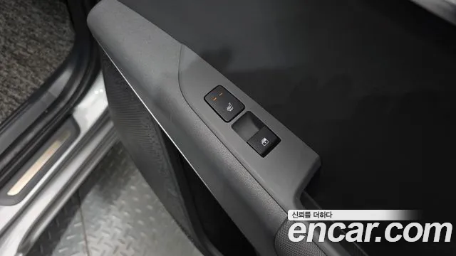 Kia Niro The All New — Фото автомобиля 25