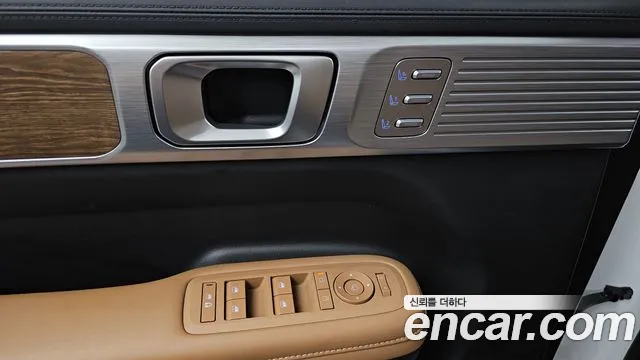 Hyundai Santafe Santa Fe (MX5) Бензин 2.5T 2WD — Фото автомобиля 28