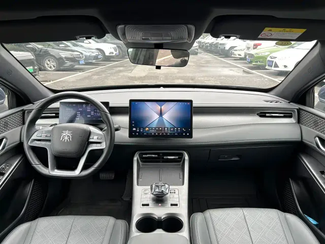 BYD Qin PLUS — Фото автомобиля 8