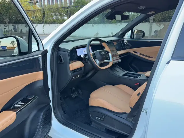 Geely Galaxy L7 — Фото автомобиля 8