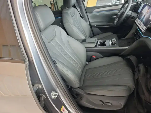 BYD Song L DM-i — Фото автомобиля 24