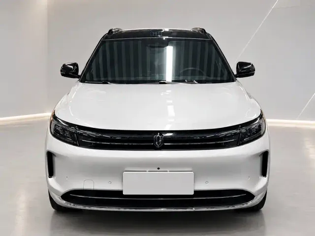 Aito M7 — Фото автомобиля 2