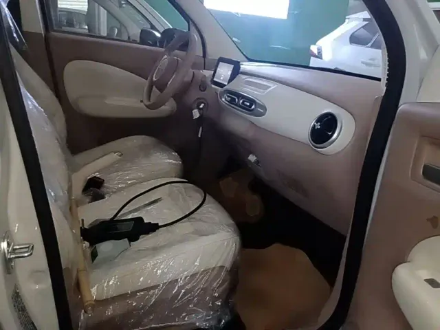 Wuling Hongguang Mini EV — Фото автомобиля 24