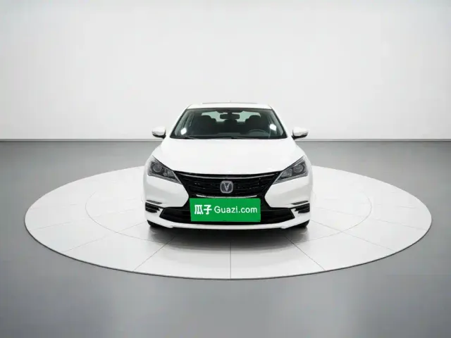 Changan Eado DT — Фото автомобиля 2