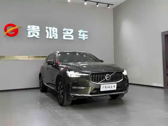Volvo XC60 — Фото автомобиля 2