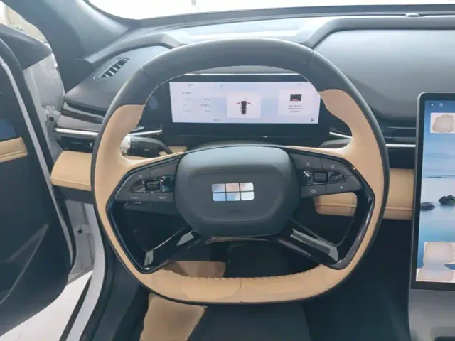 Geely Galaxy L6 — Фото автомобиля 10