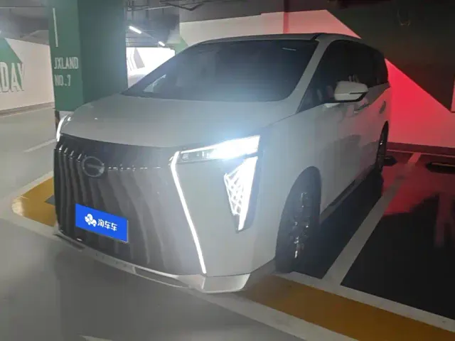 Фотография автомобиля — GAC Trumpchi M8
