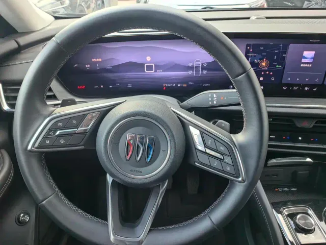 Buick Envision S — Фото автомобиля 12